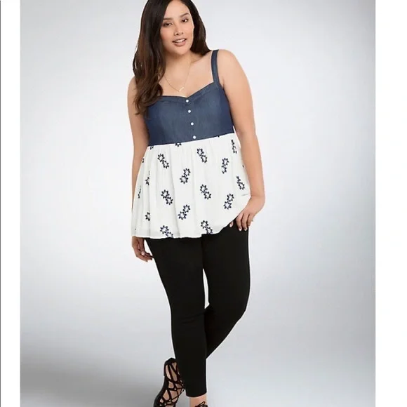 Torrid Chambray floral baby doll top - Picture 1 of 10